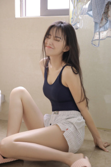 啊学长我们换个地方坐小作文